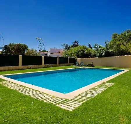 Apartment Your Away From In Estoril Cascais