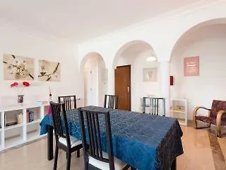 Apartment Your Away From In Estoril *