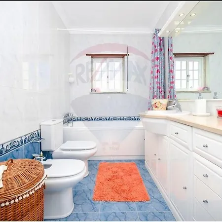 Your Away From In Estoril Apartment